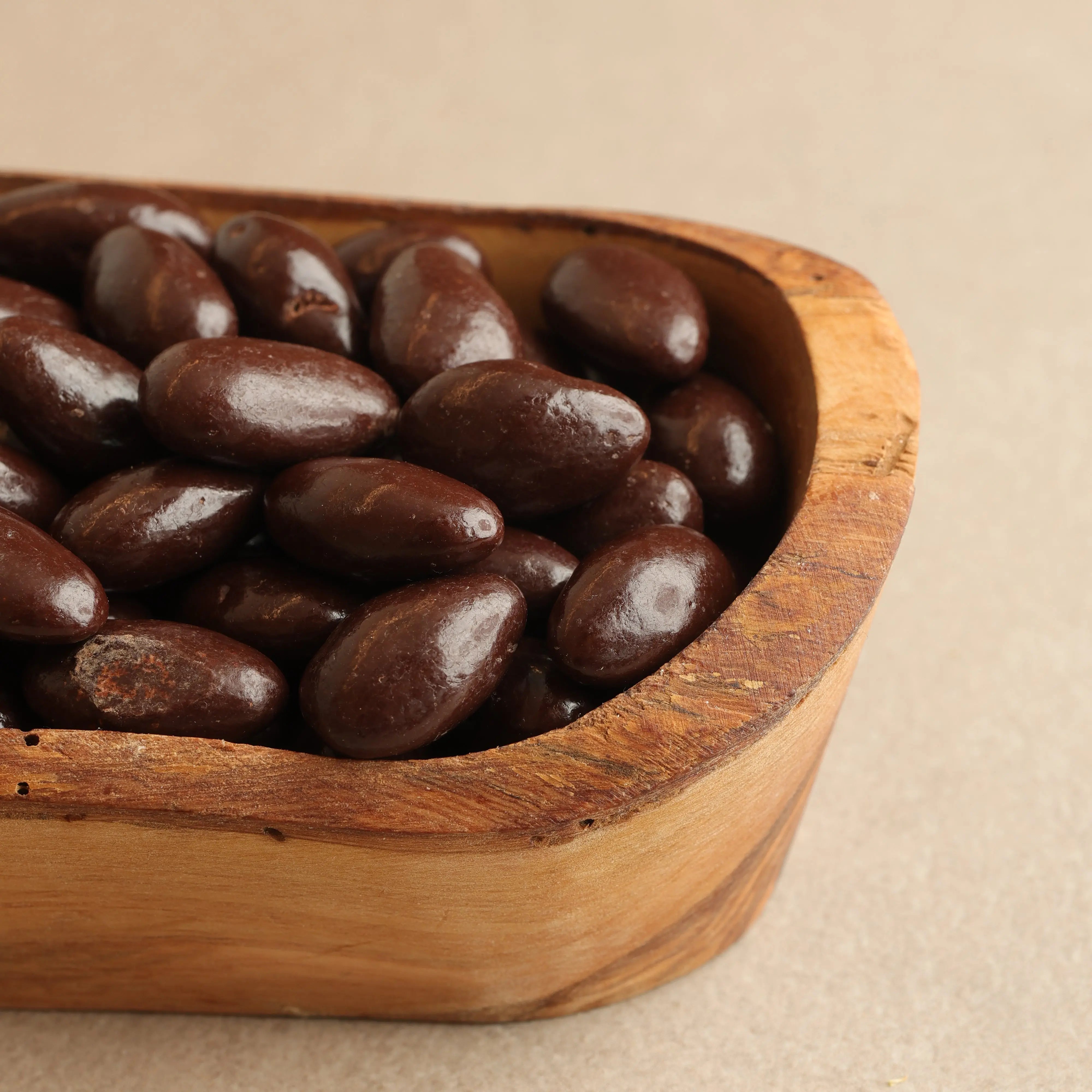Almond Milk chocolate Noix Noix Noix Noix