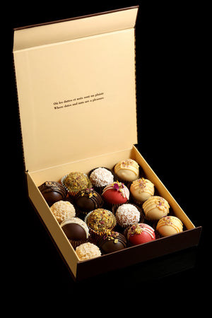 Royal Indulgence Marzipan Box Noix Noix Noix Noix