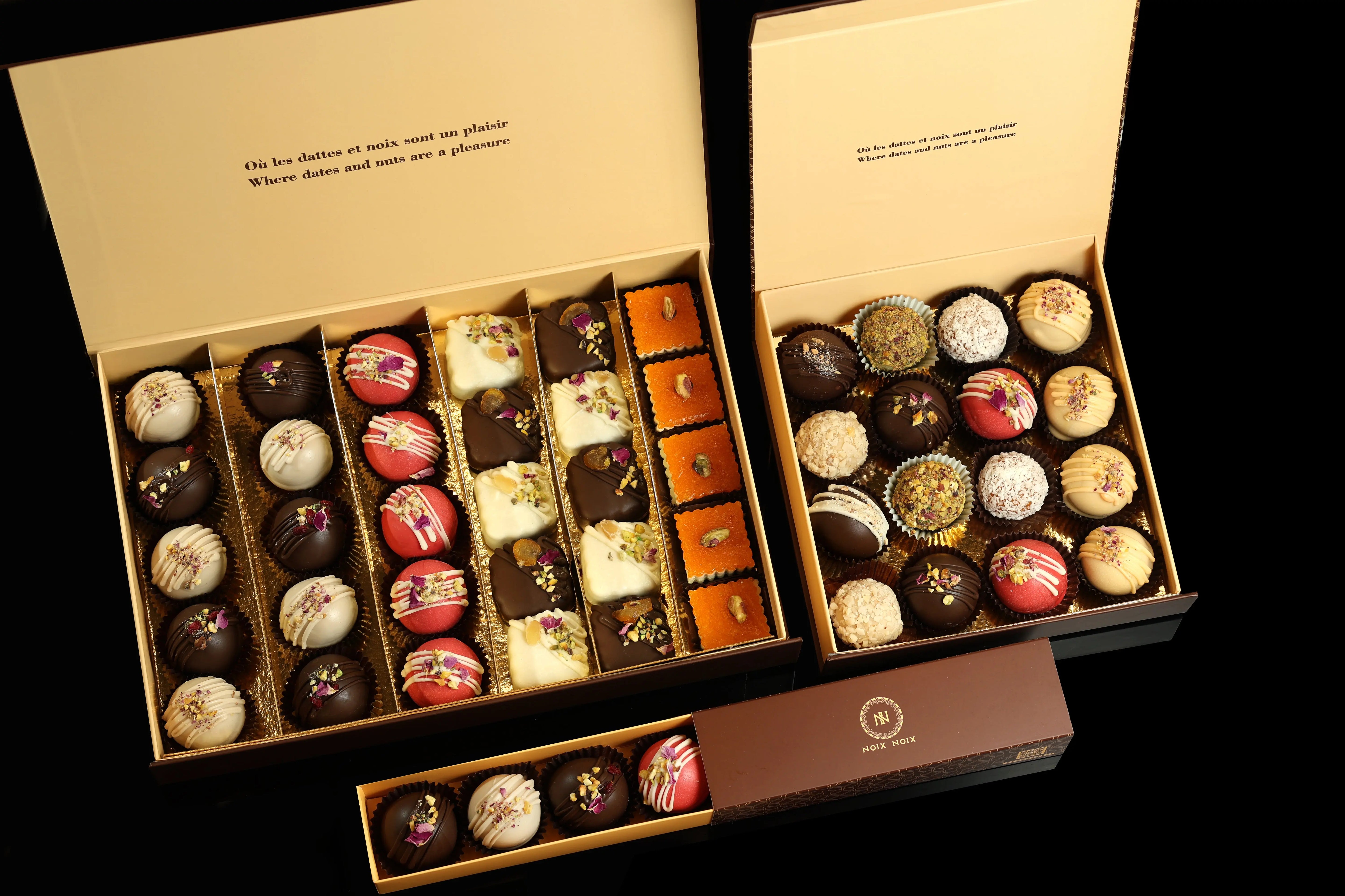 Royal Indulgence Marzipan Box Noix Noix Noix Noix